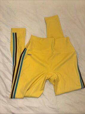 SET Active Paradiso Yellow and Blue Stripe Leggings